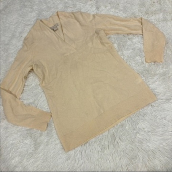 Banana Republic Italian Wool-Cashmere Blend Tunic
Sweater Cream Size Medium - Picture 2 of 9